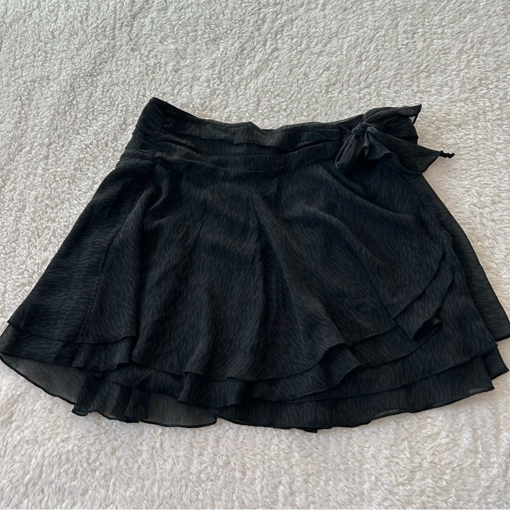 Aerie Women’s Chiffon Flowy Black Ruffled Wrap Skirt Medium NWT - Picture 2 of 7